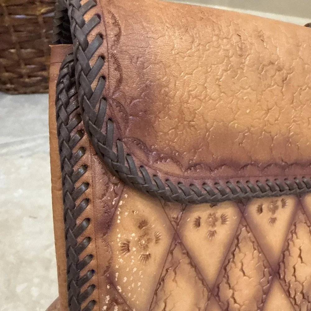 VTG Handmade Embossed Leather Portfolio Organizer Document Bag Layer Attaché